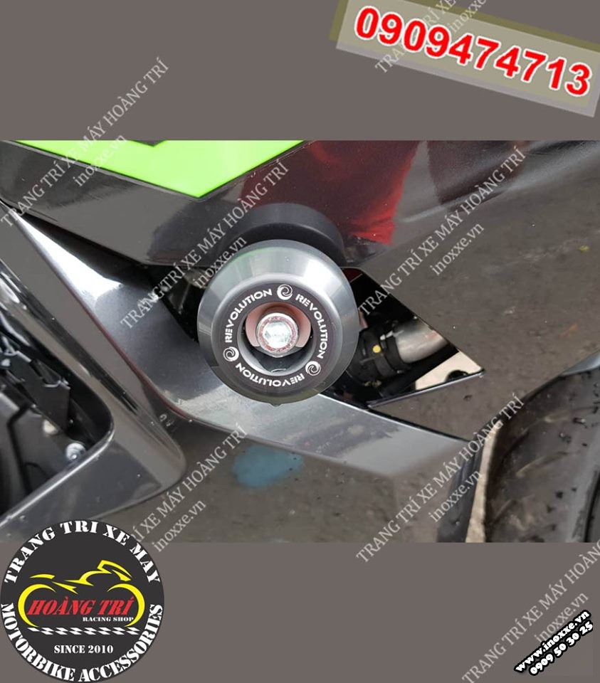 Gù chống đổ Revolution dành cho Ninja 400